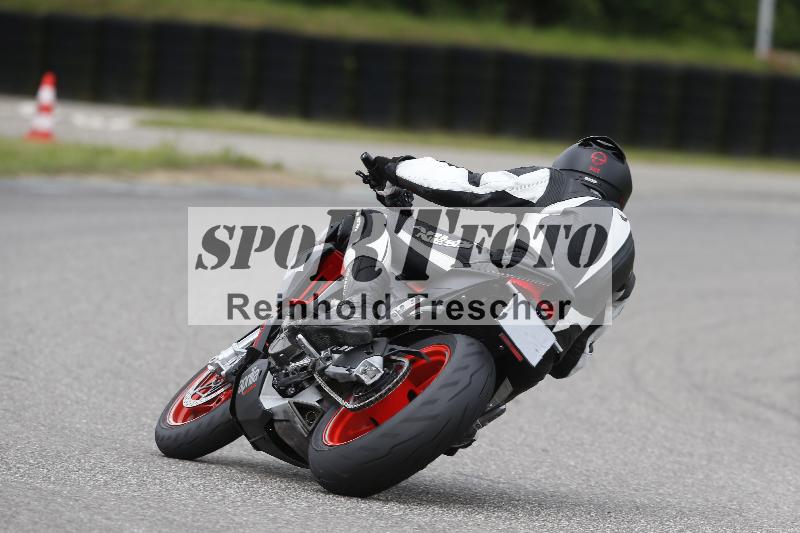 /22 06.06.2025 DISCOVER the BIKE ADR/Race 3 rot/67